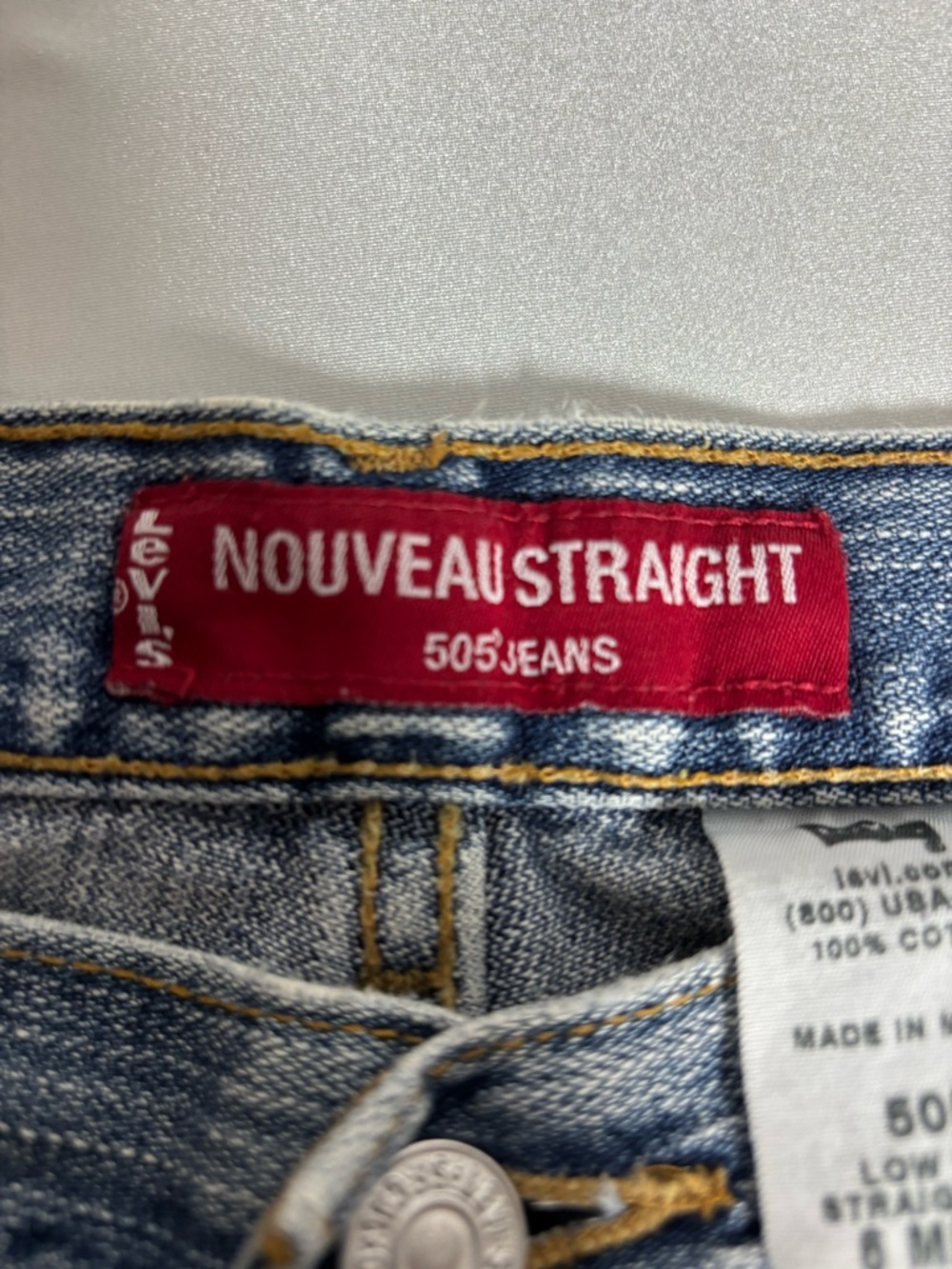 Vintage Levis 505 Straight Womens Jeans